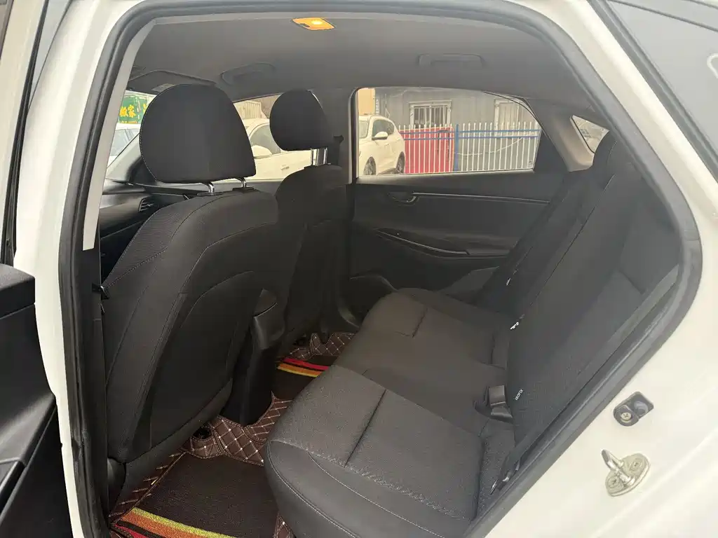 Yuedong 2018 1.6L automatic Yue Value Edition GLS National V купить на сайте DeffCars