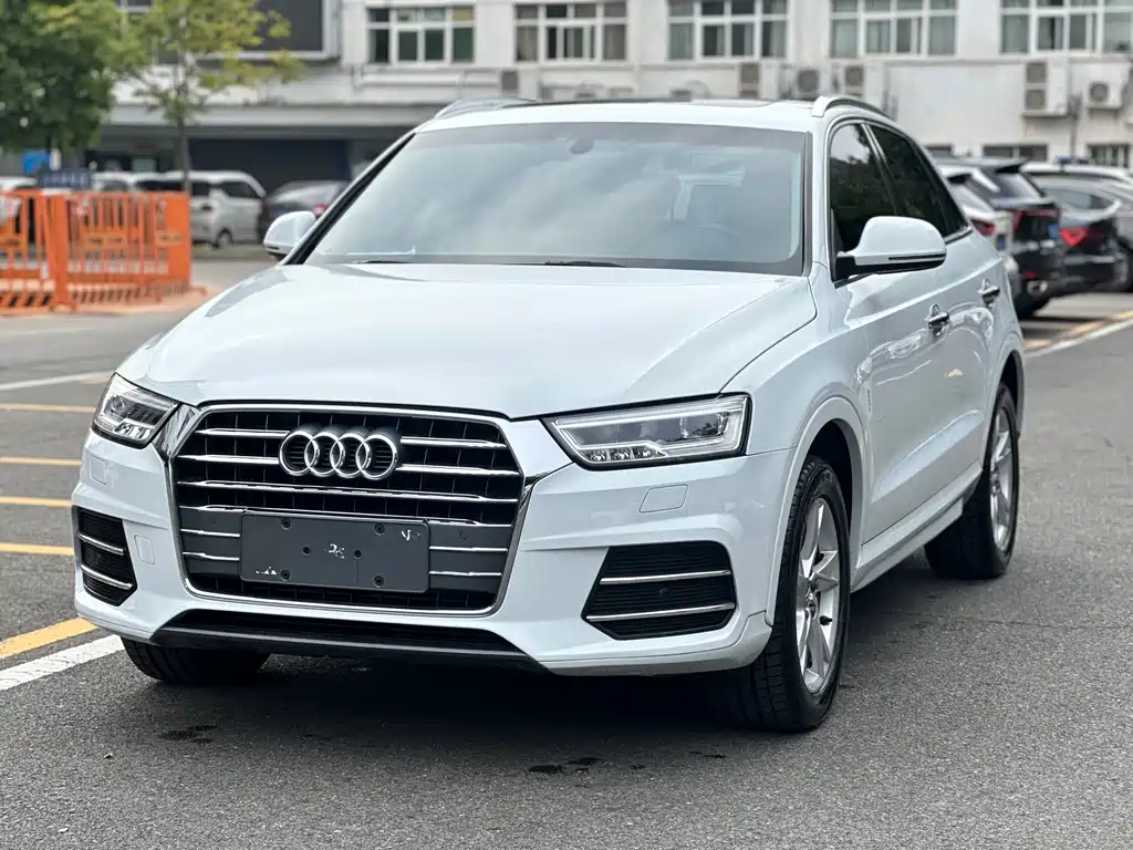 Audi Q3 2018 30th Anniversary Model 35 TFSI Fashion Model купить на сайте DeffCars