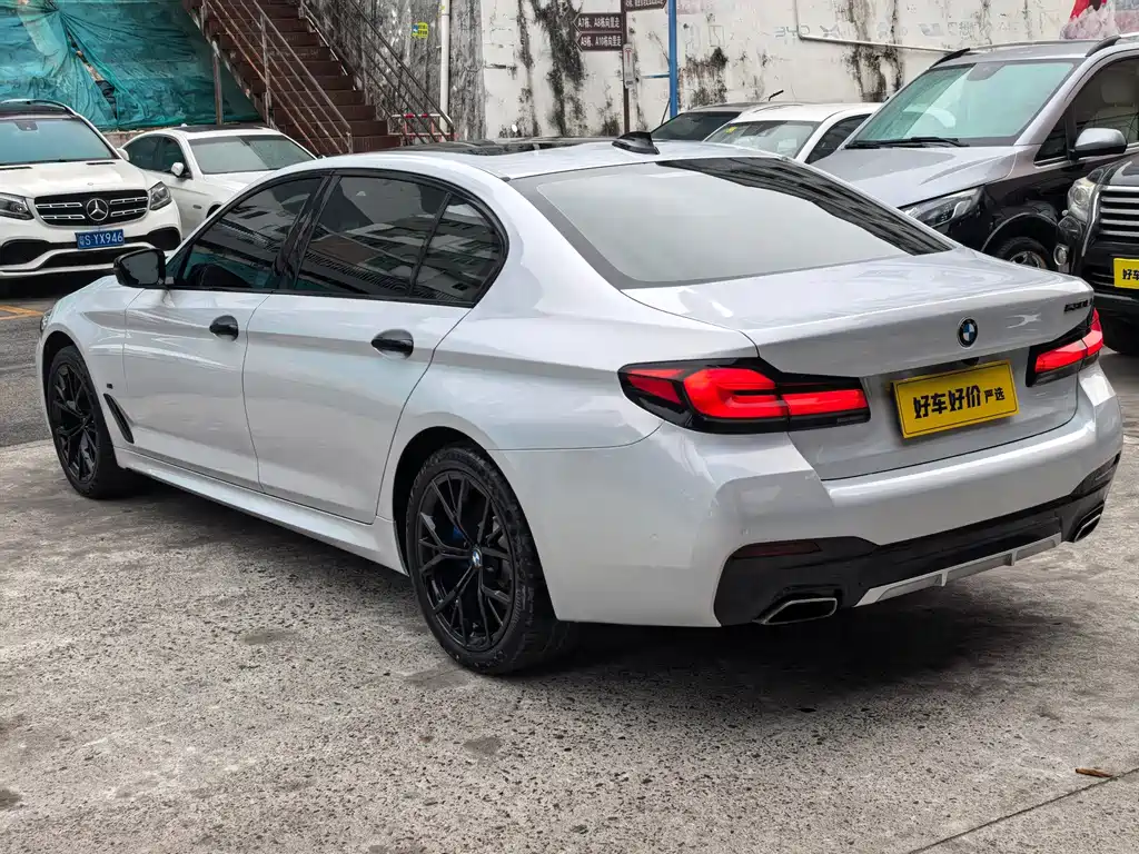 BMW 5 Series 2023 530Li Exclusive M Sports Package купить на сайте DeffCars