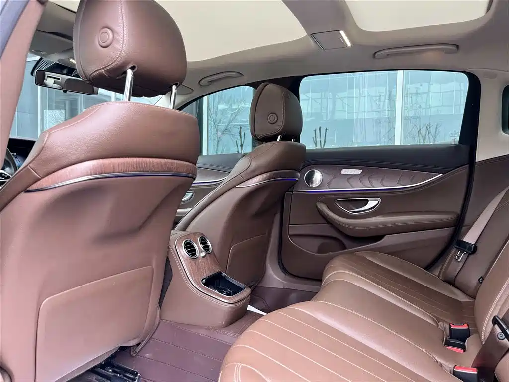 Mercedes-Benz E-Class 2021 facelift E 260 L купить на сайте DeffCars