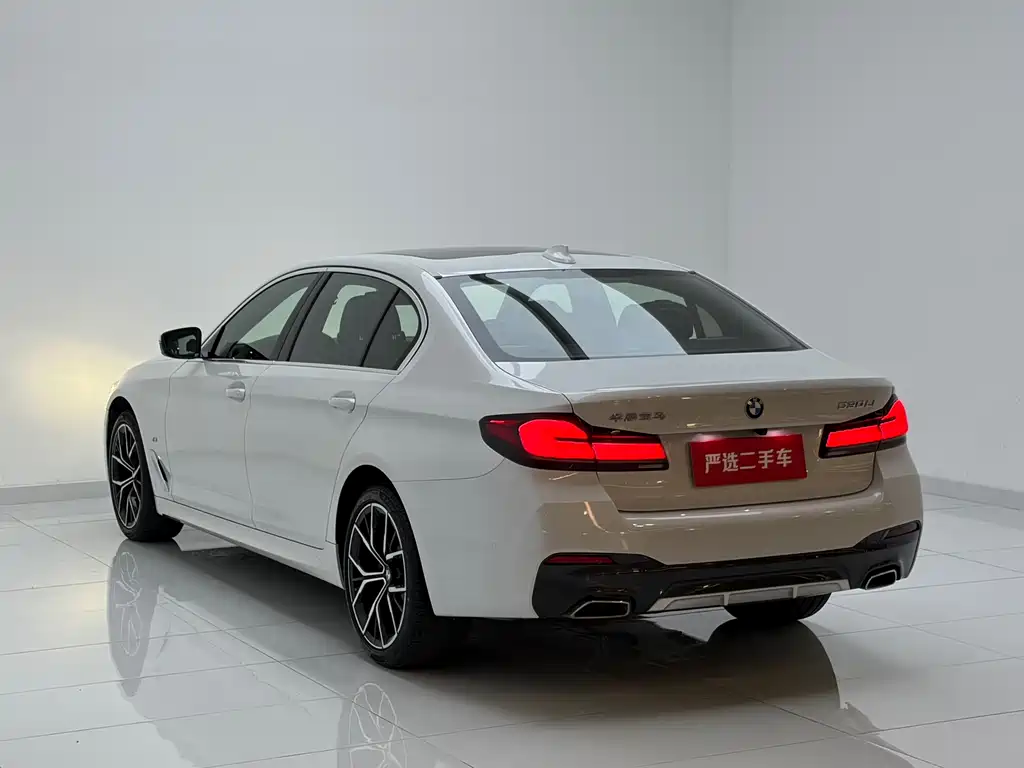 BMW 5 Series 2023 530Li Exclusive M Sports Package купить на сайте DeffCars