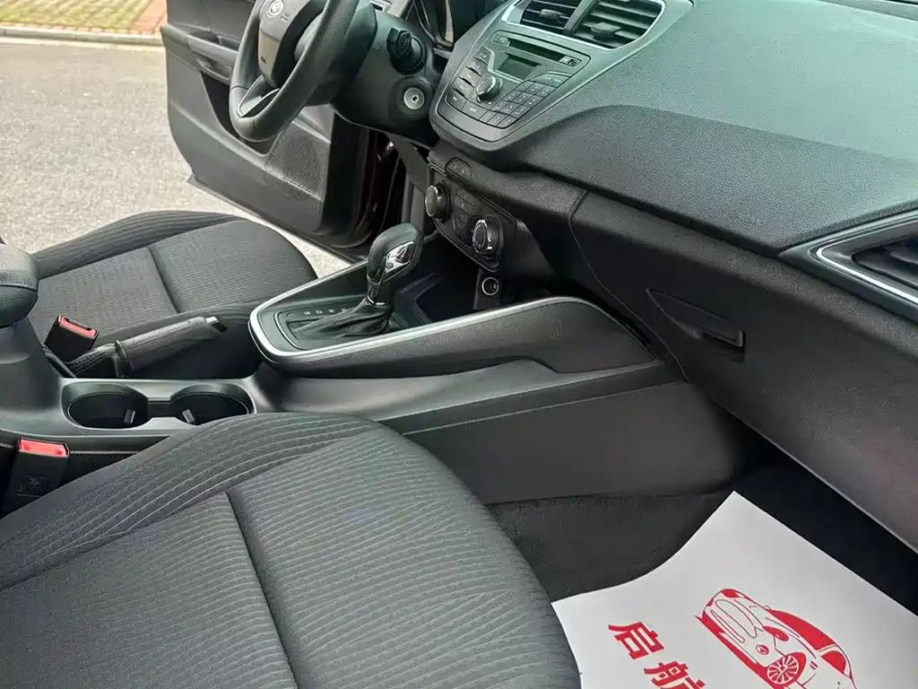 Escort 2019 facelift 1.5L automatic quality model (tire pressure monitoring) National VI купить на сайте DeffCars