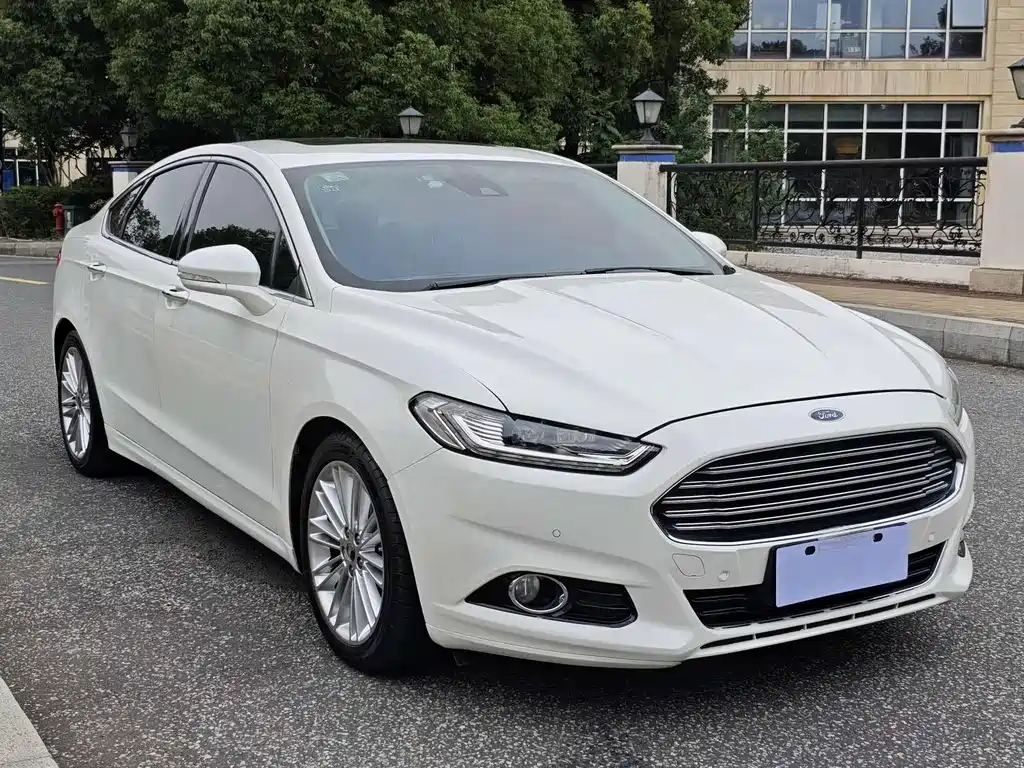 Mondeo 2013 2.0L GTDi200 luxury model купить на сайте DeffCars