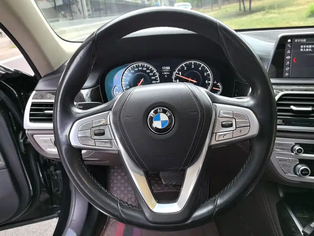 BMW 7 Series 2018 730Li Exclusive Excellence Package купить на сайте DeffCars