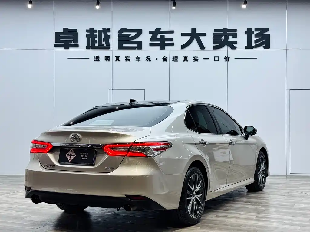 Camry 2021 2.5G Deluxe Edition купить на сайте DeffCars