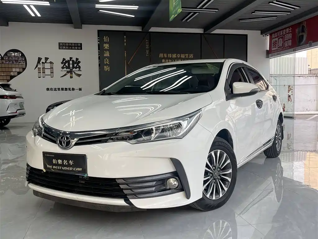 Corolla 2017 facelift 1.2T S-CVT GL-i leather version купить на сайте DeffCars