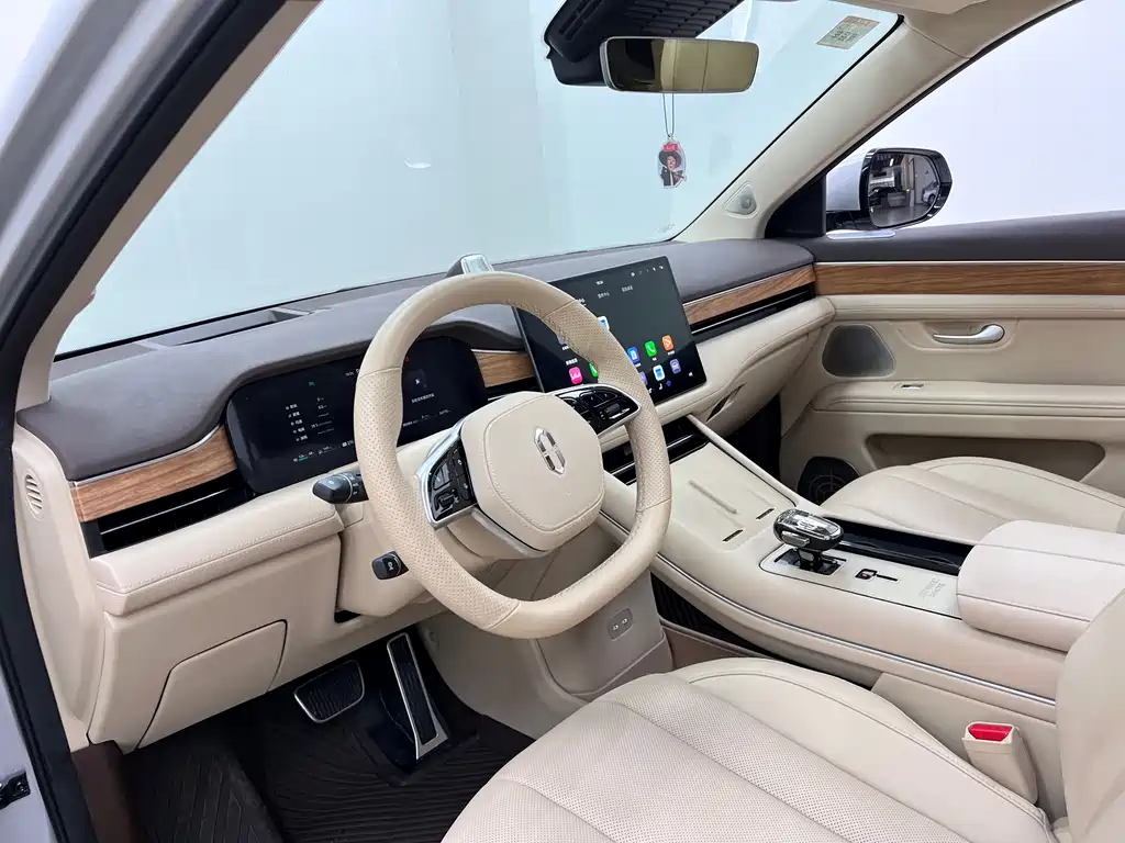 Wenjie M7 2024 1.5T rear drive Plus version 5 seats купить на сайте DeffCars