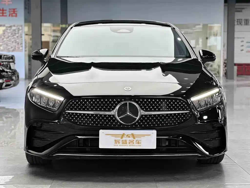 Mercedes-Benz A-Class 2023 A 180 L купить на сайте DeffCars