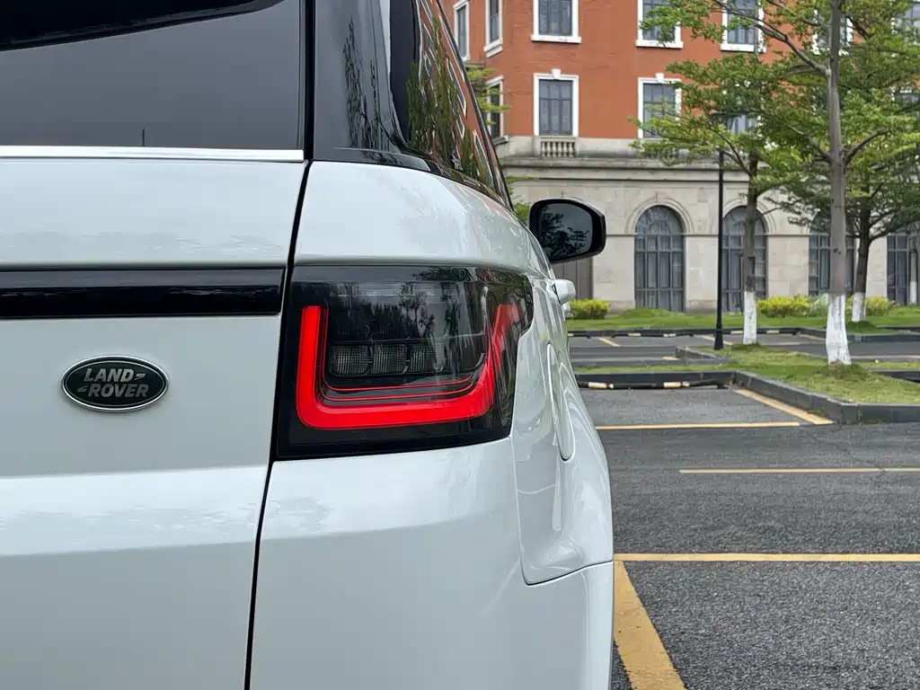 Range Rover Sport 2018 3.0 SC V6 HSE DYNAMIC купить на сайте DeffCars