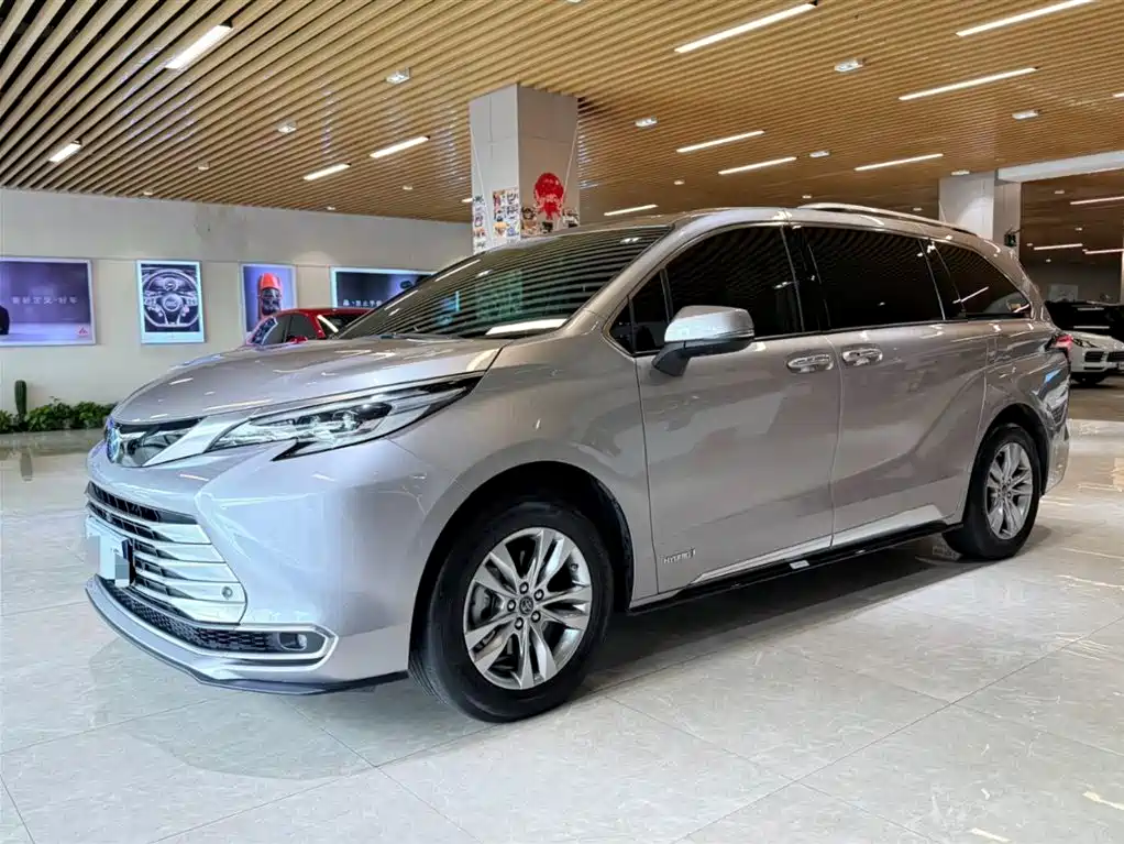 SIENNA 2021 2.5L Hybrid Platinum Edition купить на сайте DeffCars