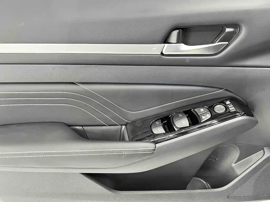 Teana 2022 2.0L XL-Upr Premium Edition купить на сайте DeffCars