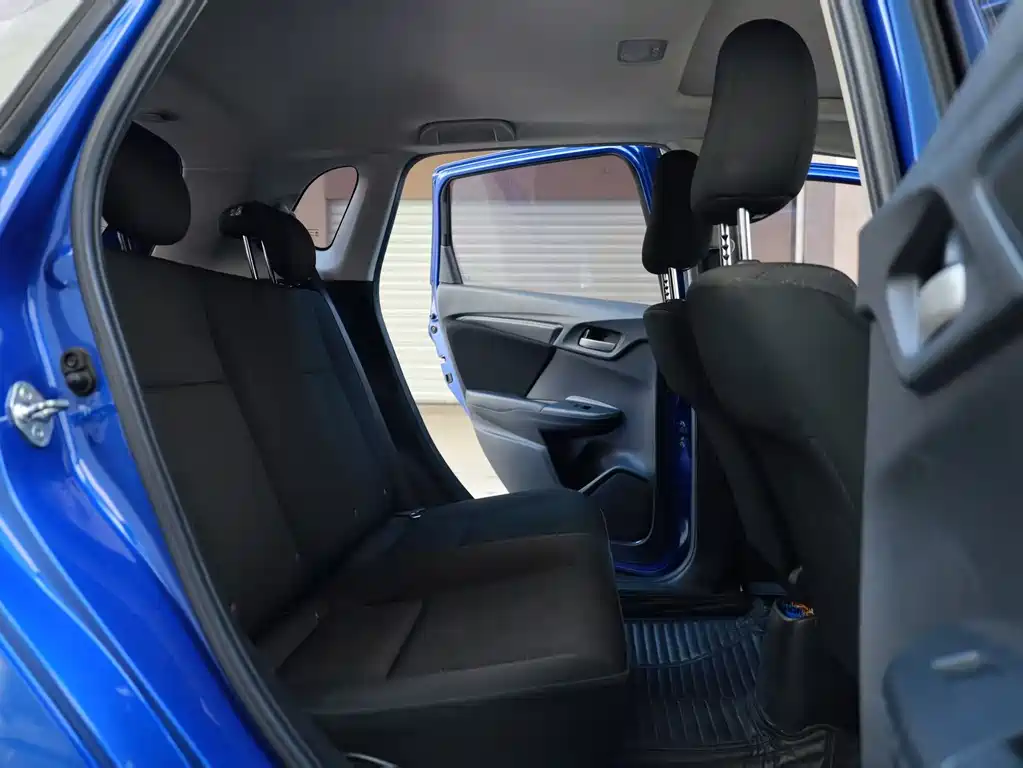 Fit 2018 1.5L CVT Comfort Sunroof Edition купить на сайте DeffCars