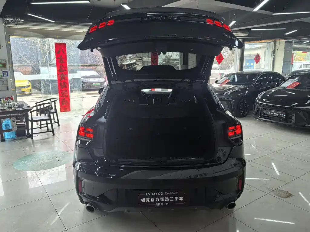 Lynk & Co 05 2023 2.0TD four-wheel drive Halo купить на сайте DeffCars