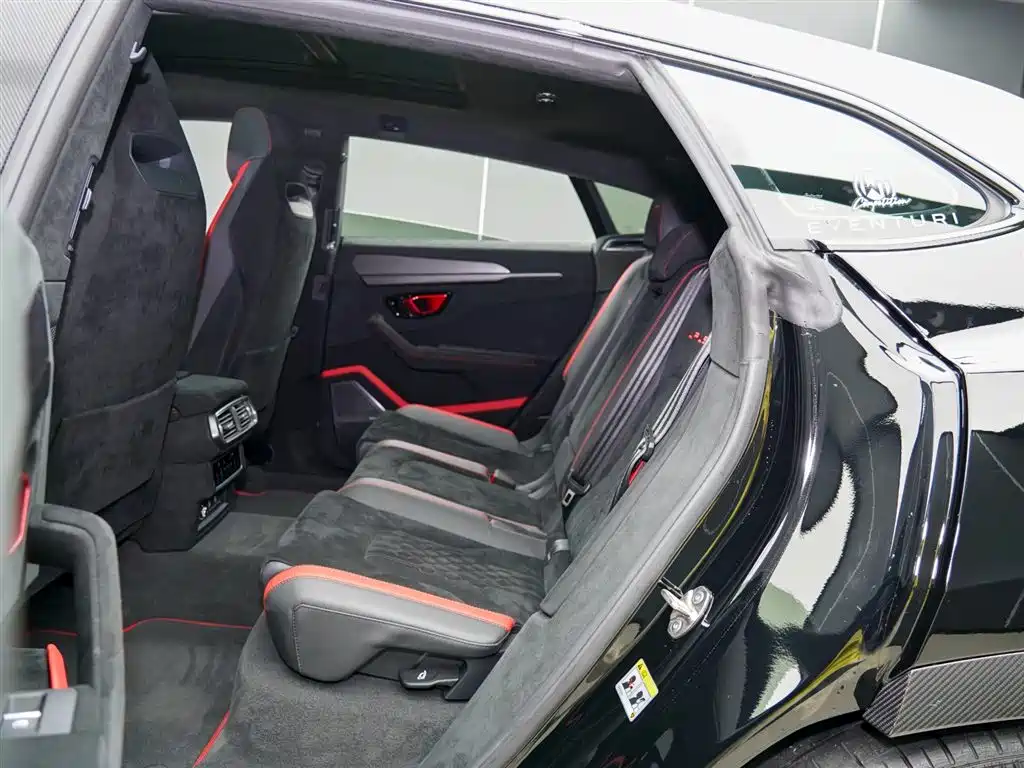 Urus 2022 4.0T V8 Performante купить на сайте DeffCars
