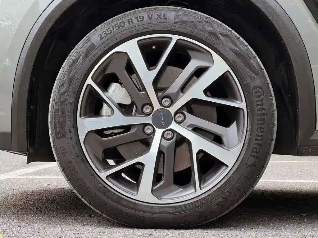 Lynk & Co 01 EM-P 2022 1.5TD PHEV Plus купить на сайте DeffCars