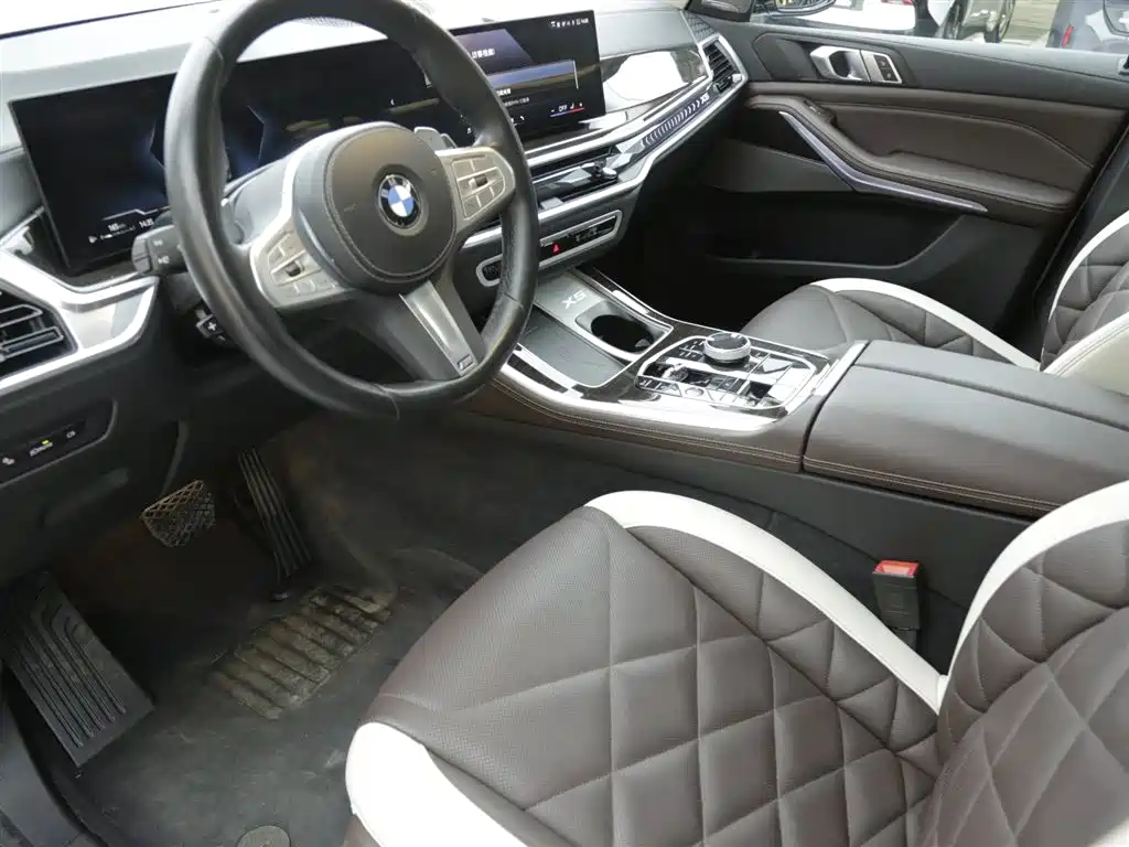 BMW X5 2023 xDrive 40Li M Sports Package купить на сайте DeffCars