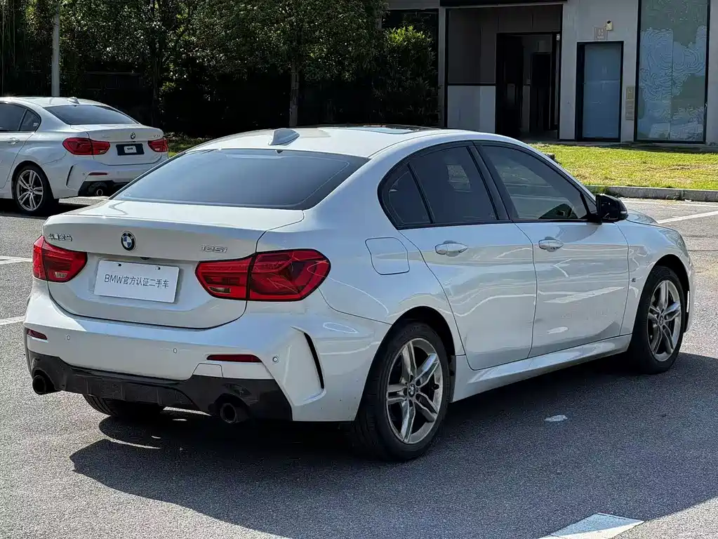 BMW 1 Series 2021 facelift 120i M Sports Night Edition купить на сайте DeffCars
