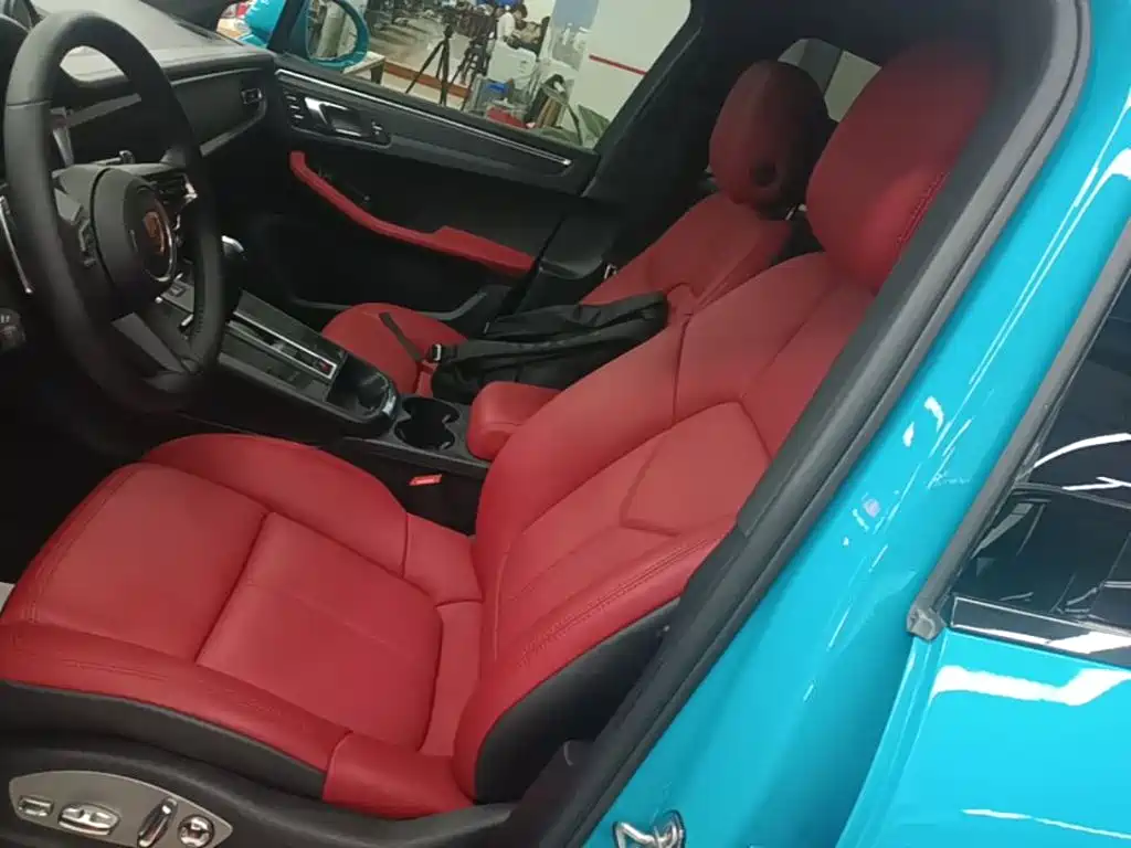 Macan 2023 Macan T 2.0T купить на сайте DeffCars