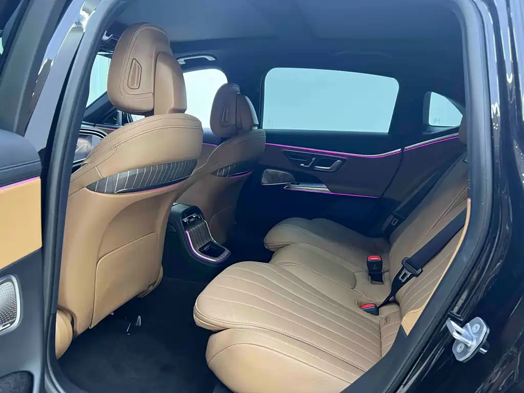 Mercedes-Benz E-Class 2025 E 300 L Luxury Model купить на сайте DeffCars