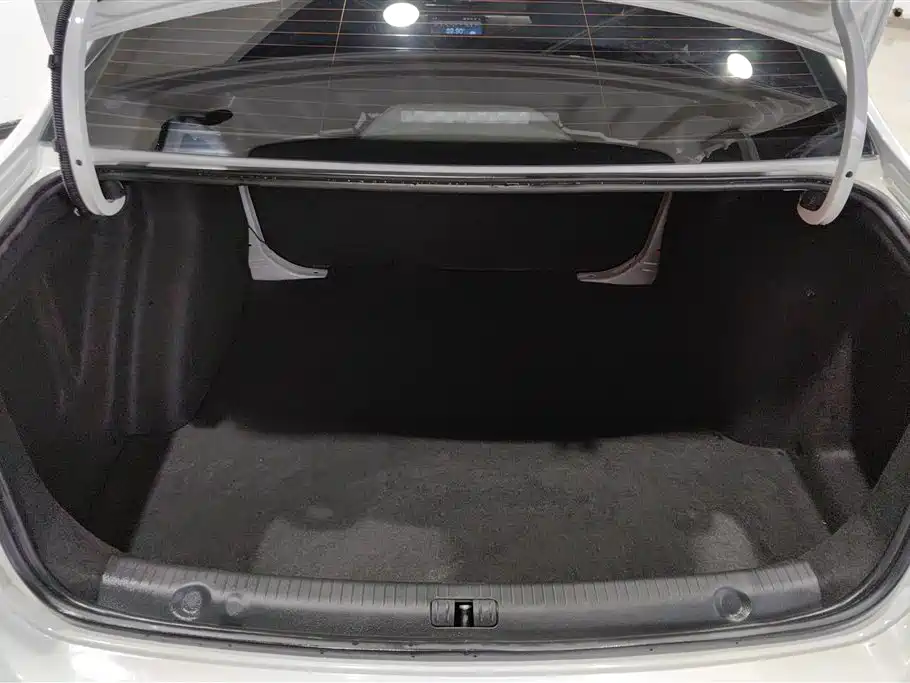 Lavida 2019 Lavida Qihang 1.5L Manual Fashion Edition National VI купить на сайте DeffCars