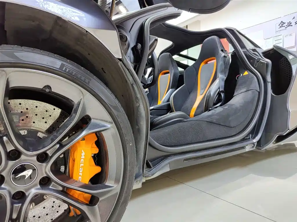 McLaren 720S 2019 4.0T Coupe купить на сайте DeffCars