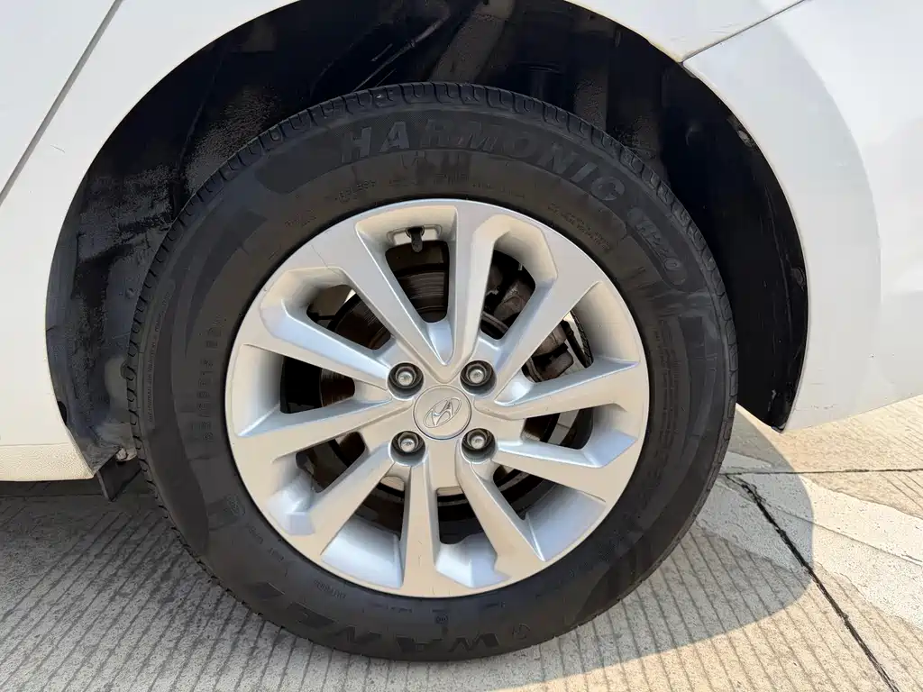 Yuena 2016 1.4L automatic cool version GLS купить на сайте DeffCars