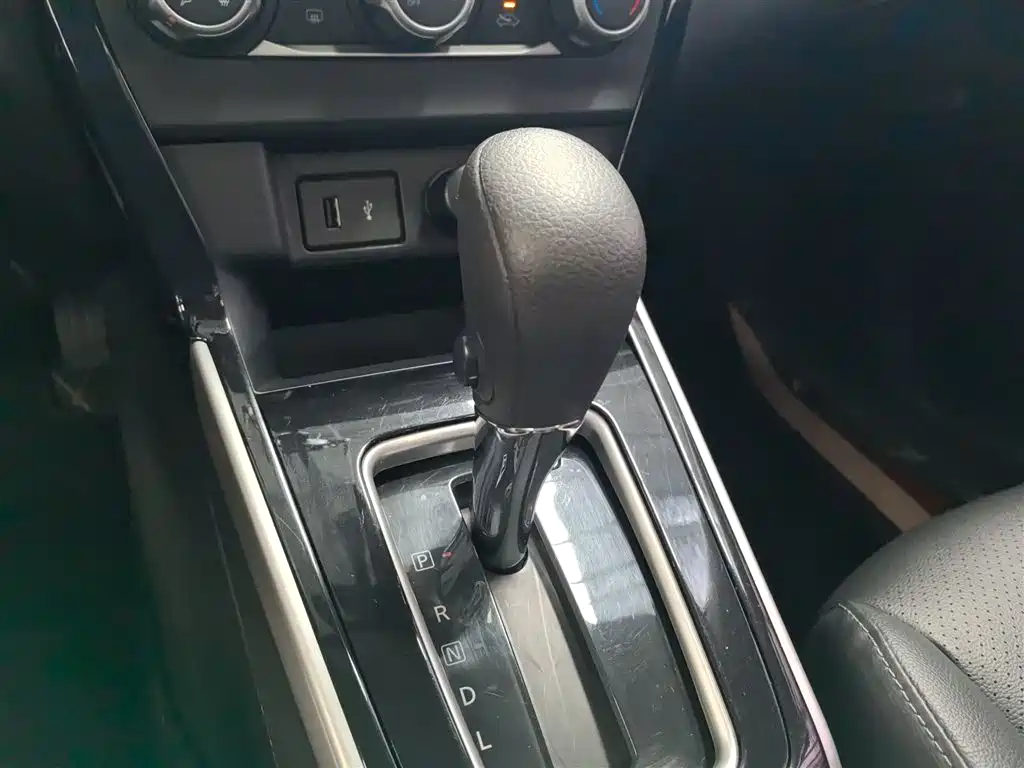 Sylphy 2022 Classic 1.6XL CVT Deluxe Edition купить на сайте DeffCars