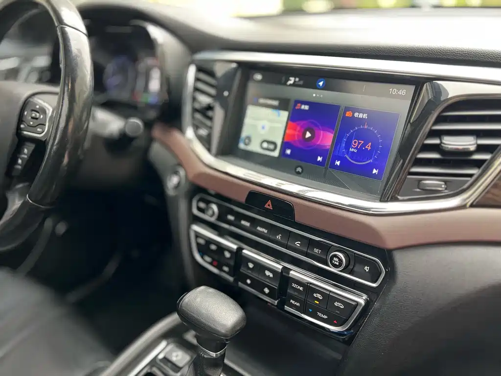 Trumpchi GS8 2017 320T 2WD Luxury Connected Edition (seven seats) купить на сайте DeffCars