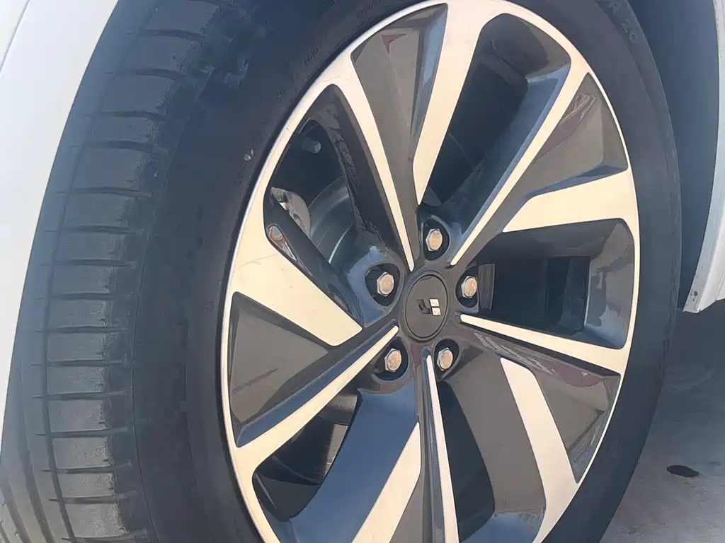 Ideal ONE 2021 extended range 6-seater version купить на сайте DeffCars