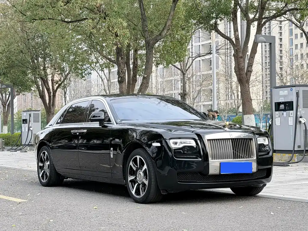 Ghost 2014 6.6T extended version купить на сайте DeffCars