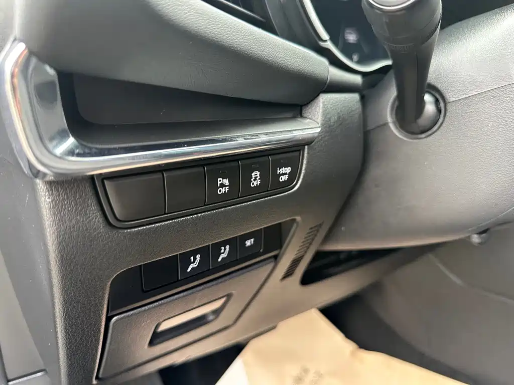 Mazda3 Angkesela 2020 2.0L automatic luxury version купить на сайте DeffCars