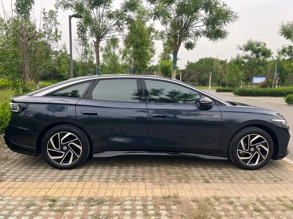 Volkswagen ID.7 VIZZION 2024 PRO купить на сайте DeffCars