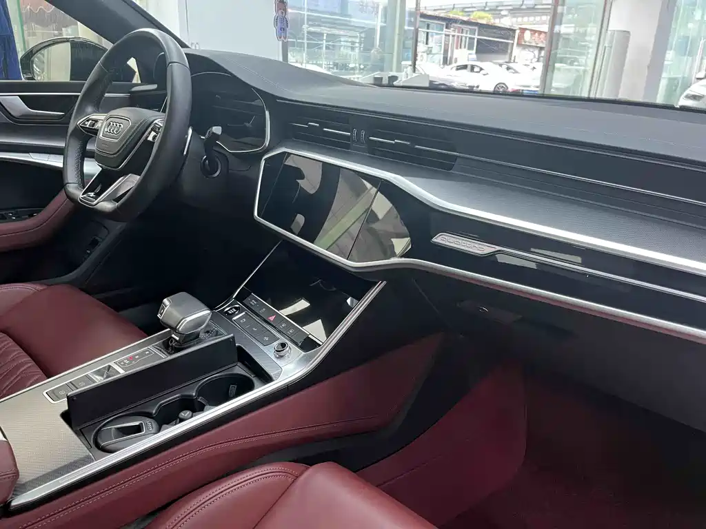 Audi A7L 2024 45 TFSI quattro S-line Black Warrior Edition купить на сайте DeffCars