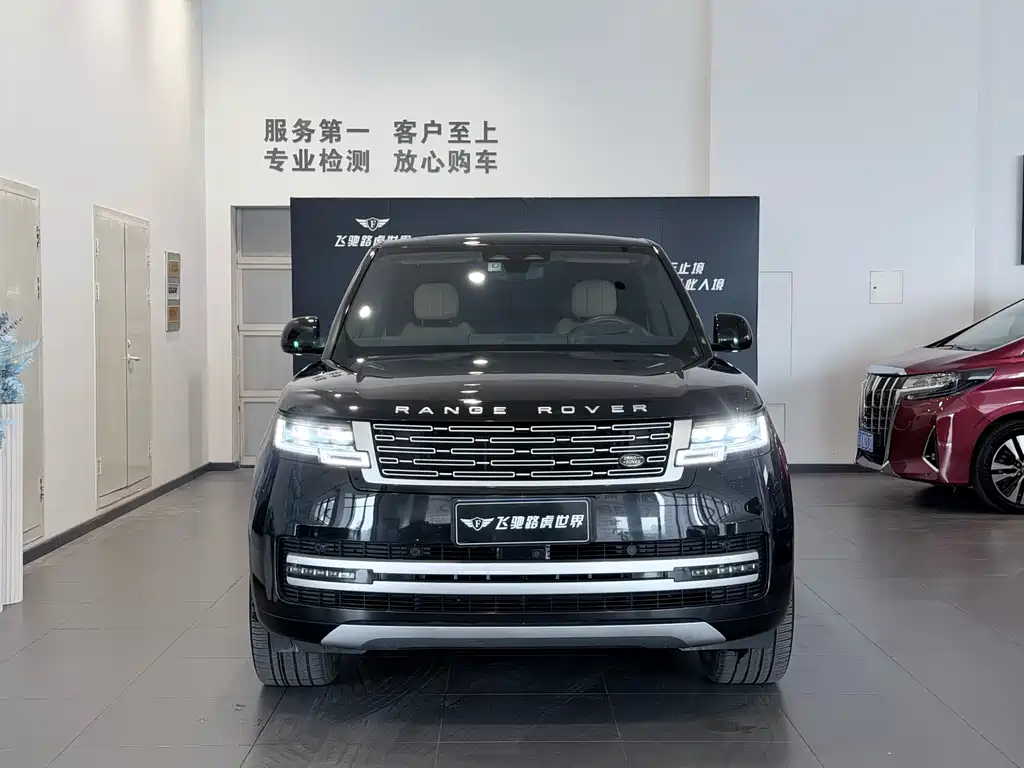 Range Rover 2024 3.0 L6 400PS Genesis Extended Edition купить на сайте DeffCars