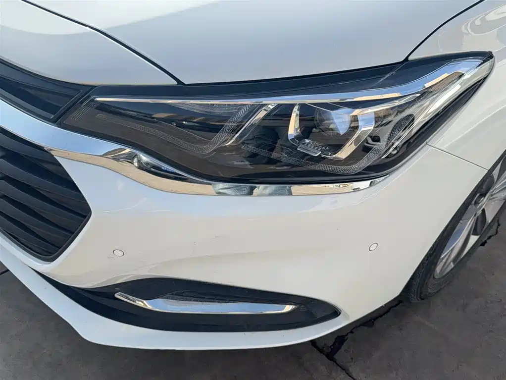 Cruze 2022 320 Automatic Sunroof Edition купить на сайте DeffCars