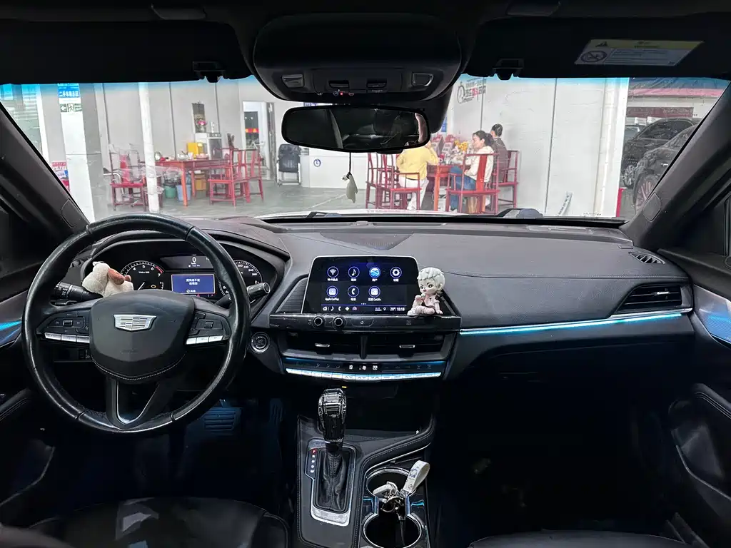 Cadillac CT4 2020 28T Fashion Model купить на сайте DeffCars