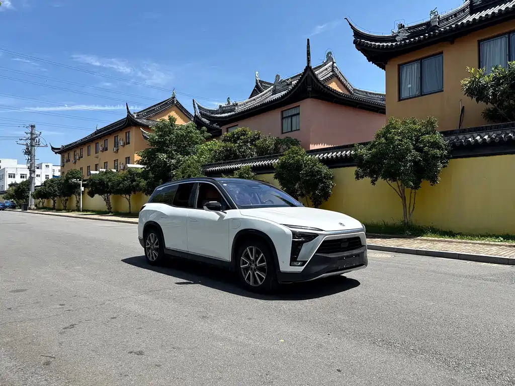 NIO ES8 2020款 415KM 六座版 купить на сайте DeffCars