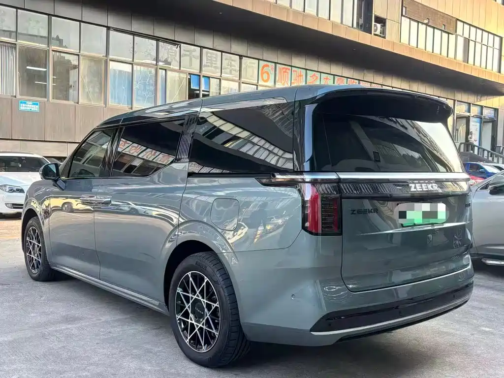 Jikrypton 009 2024 seven-seater aisle version 108kWh купить на сайте DeffCars