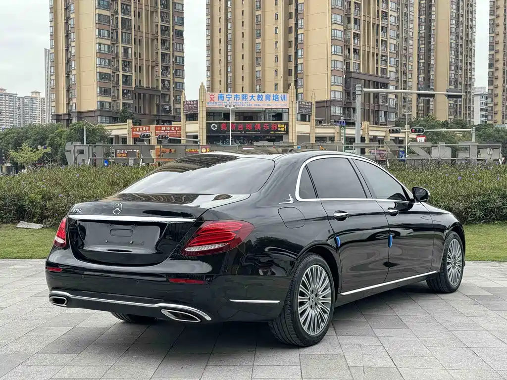 Mercedes-Benz E-Class 2019 E 300 L Luxury Model купить на сайте DeffCars