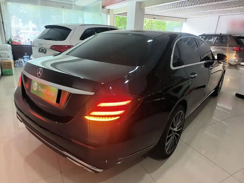 Mercedes-Benz E-Class 2017 E 320 L 4MATIC купить на сайте DeffCars
