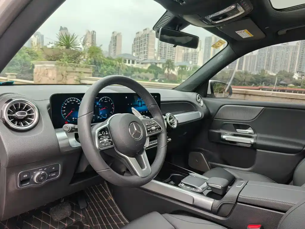 Mercedes-Benz GLB 2020 facelift GLB 200 dynamic купить на сайте DeffCars