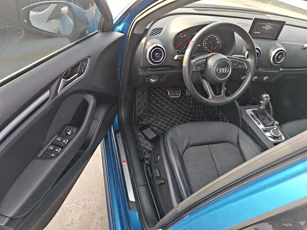 Audi A3 2018 30th anniversary model Sportback 35 TFSI fashionable model купить на сайте DeffCars