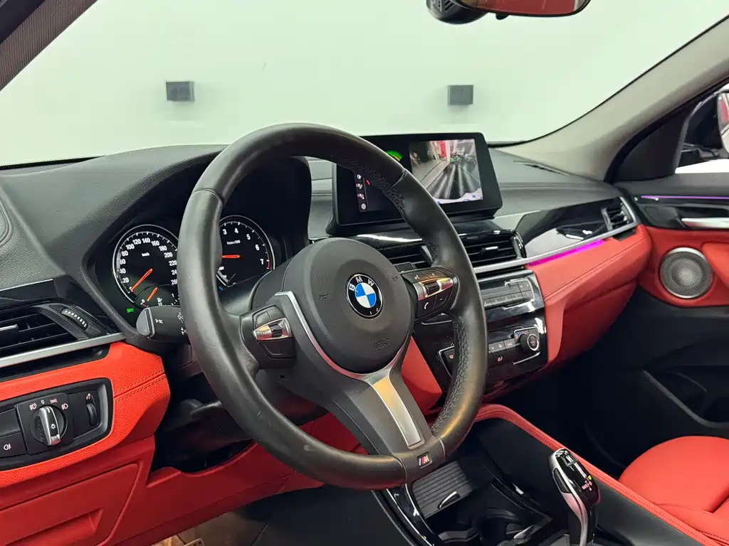 BMW X2 2021 sDrive25i leading M sports package купить на сайте DeffCars