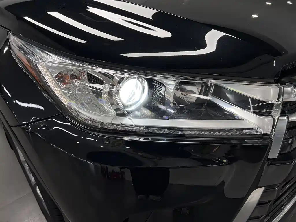 Highlander 2018 2.0T four-wheel drive premium version, 7 seats, National VI купить на сайте DeffCars