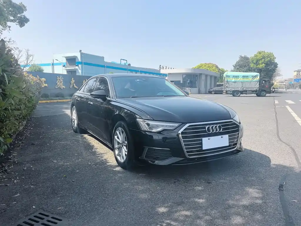 Audi A6L 2019 40 TFSI luxury and elegant model купить на сайте DeffCars