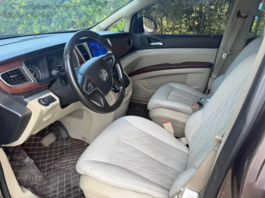 Buick GL8 2017 25S Comfort Type National V купить на сайте DeffCars