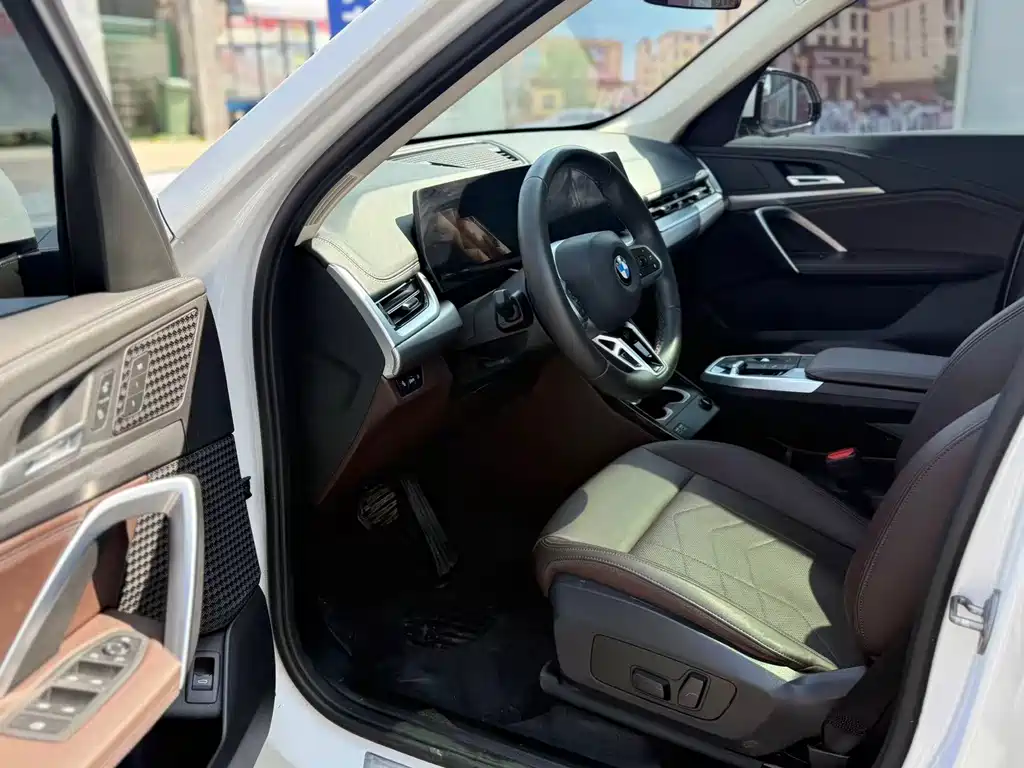 BMW X1 2023 sDrive25Li M Sports Package купить на сайте DeffCars