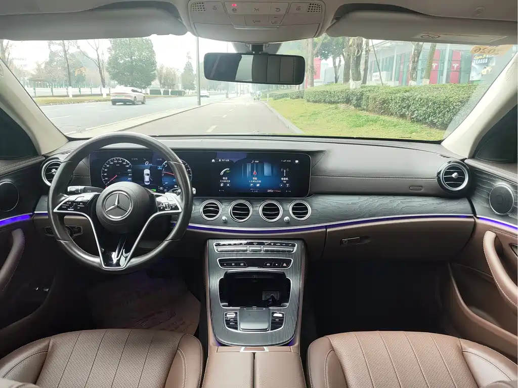 Mercedes-Benz E-Class New Energy 2022 E 350 e L plug-in hybrid sedan купить на сайте DeffCars