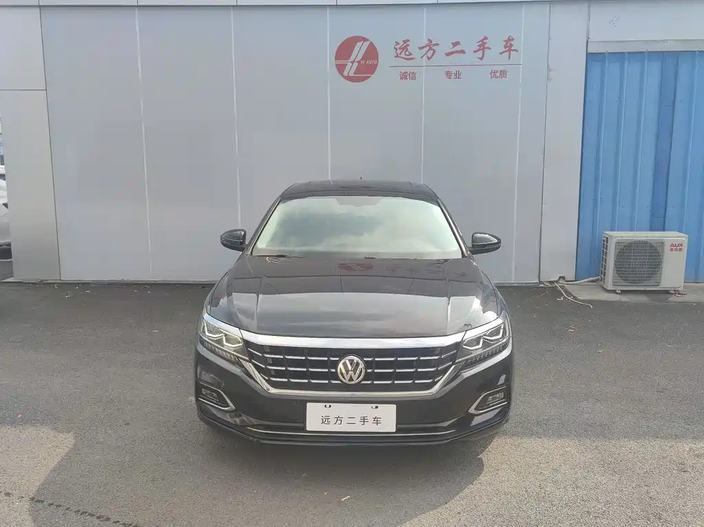 Passat 2019 330TSI Deluxe Edition National VI купить на сайте DeffCars