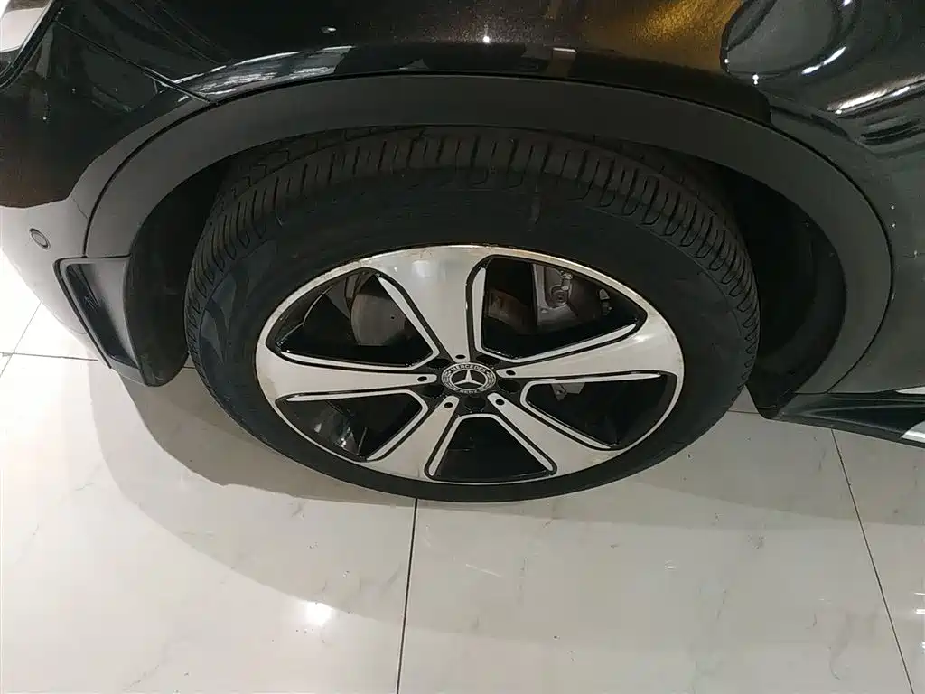 Mercedes-Benz GLC 2022 facelift GLC 300 L 4MATIC Dynamic Edition купить на сайте DeffCars